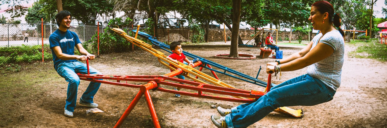 La More ⓜ® banner