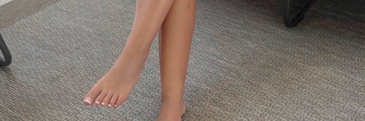 Leah’s foot beta banner