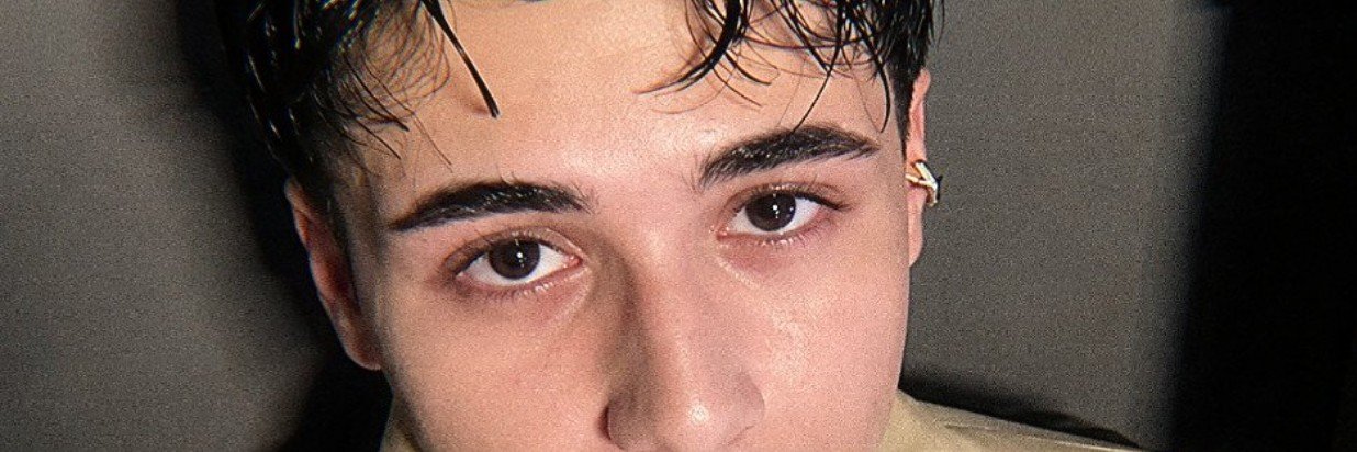 btwzure's profile banner image