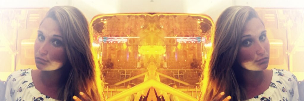 vanina_amor's profile banner image