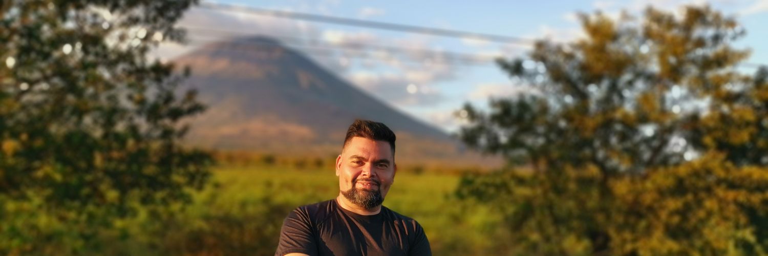 OZKARALAS's profile banner image