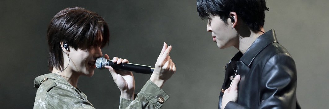 P banner