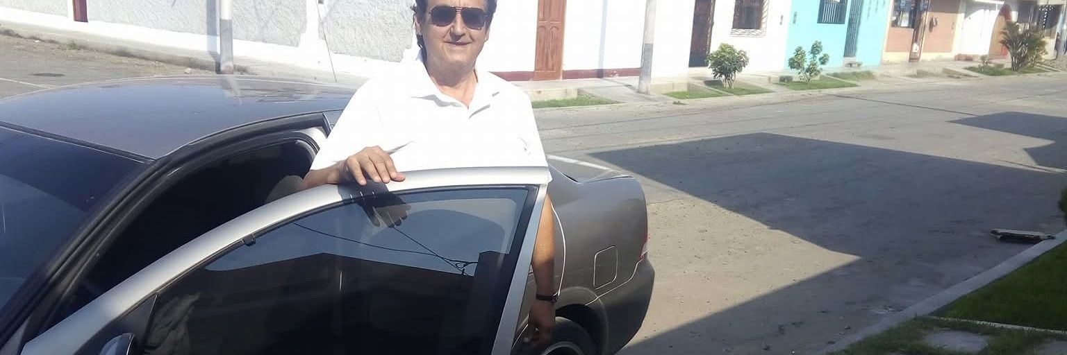 Dr. Denis Balarezo Barragán banner