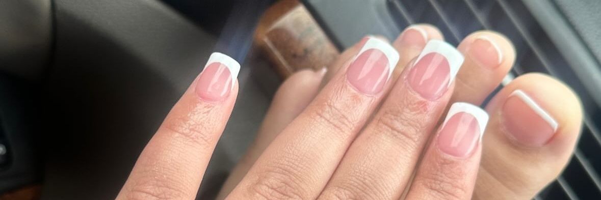 Chellygiveemchelly banner