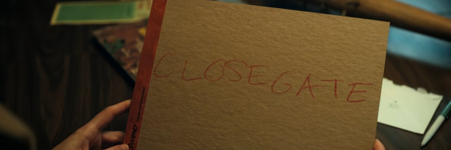 #CloseGate banner