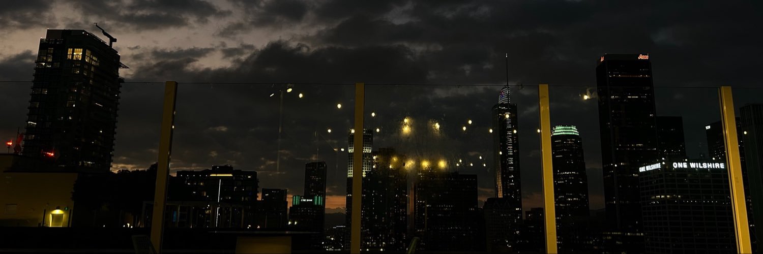 vzxtsy's profile banner image