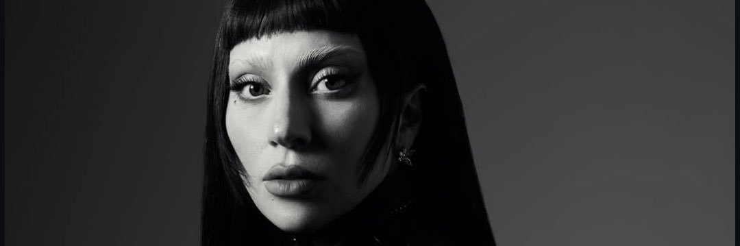 Carolis 🧙🏻‍♀️🎨 banner