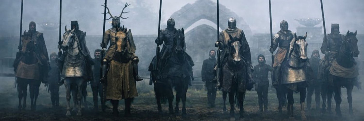 CROWNNN Valarr’s wife ⊹₊⟡⋆ banner