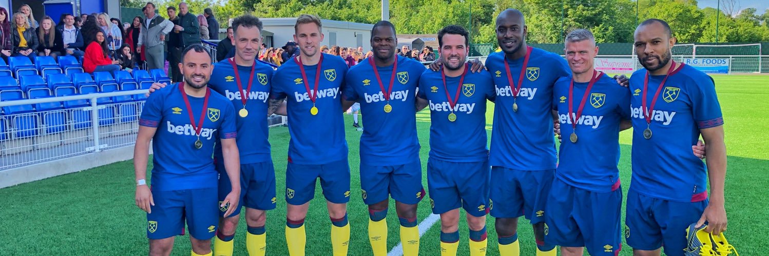 Ricky Rayment banner