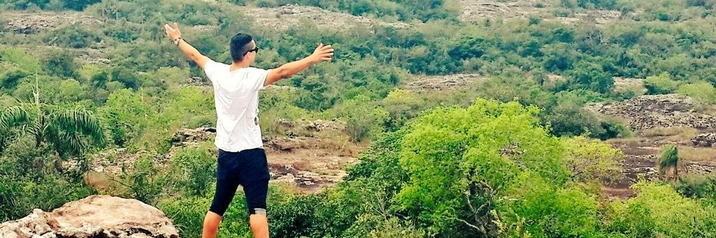 menaalexis's profile banner image