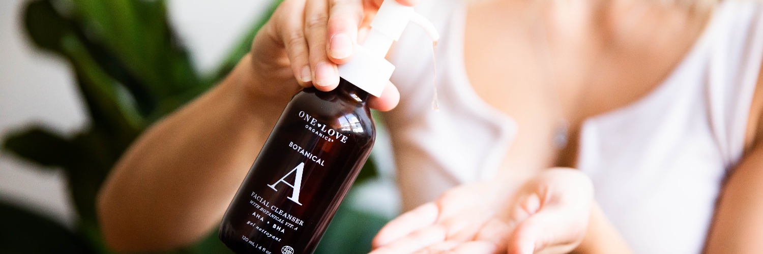 Oneloveorganics's profile banner image