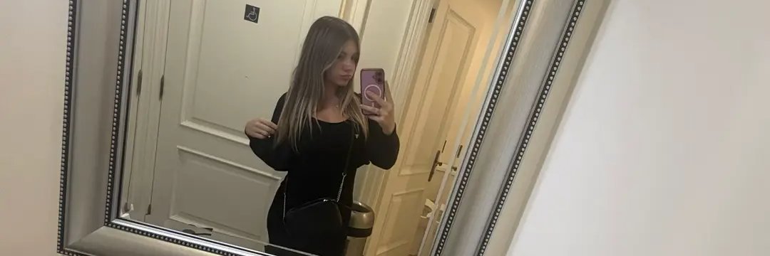llliillyyss's profile banner image