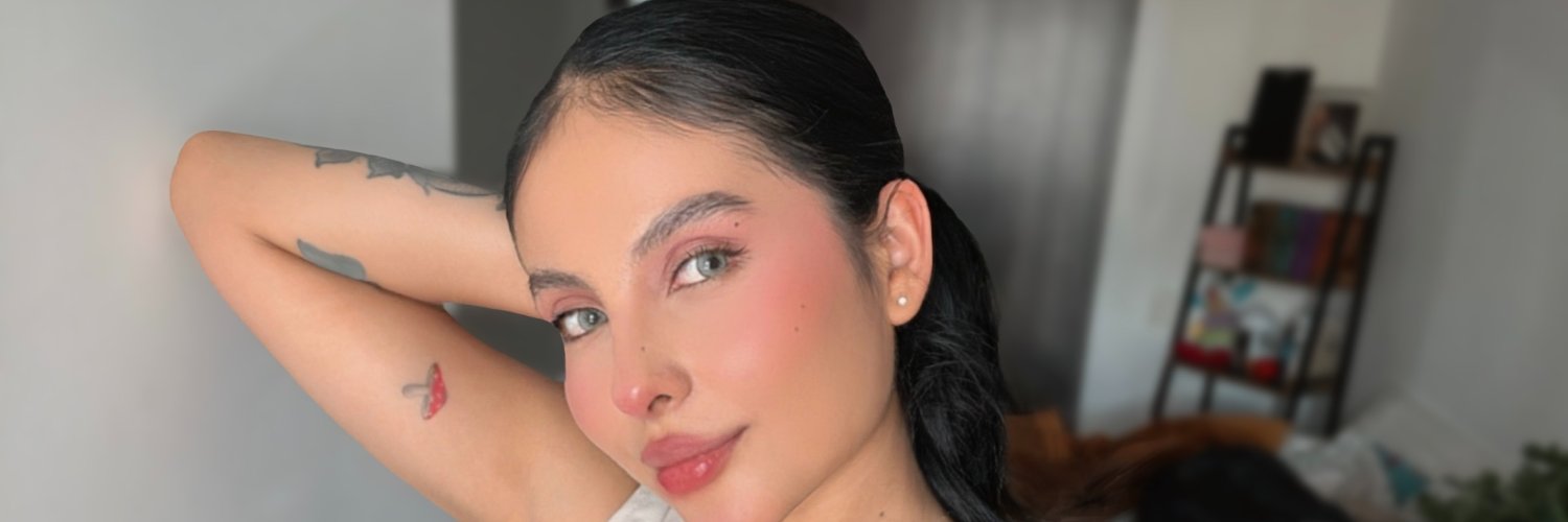 Eva Innocense banner