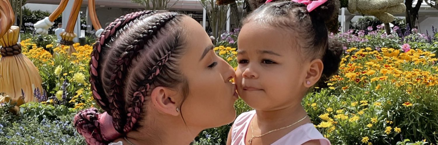 NinasMakeup's profile banner image