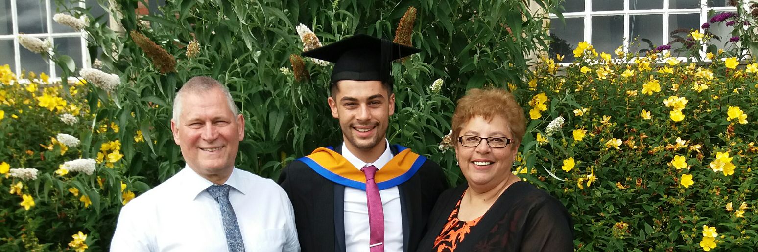 Amanda💙 🤷🏽‍♀️🦊⚽️🥂 banner