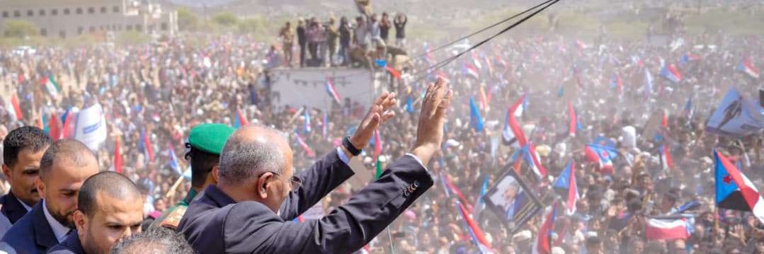 الدبلوماسي banner