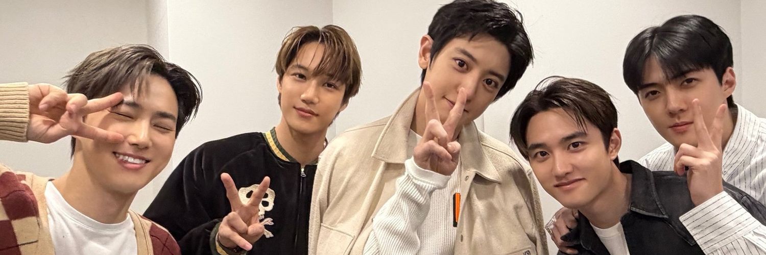 Chahahina2111's profile banner image