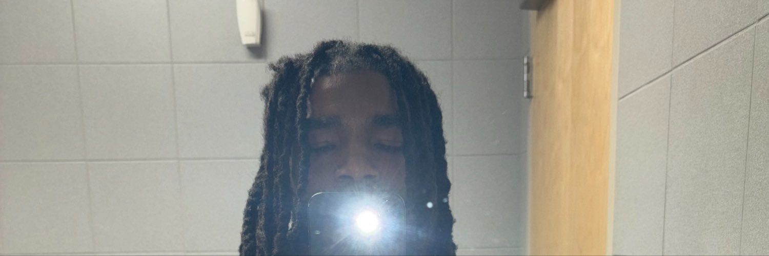 YoungSwizzy23's profile banner image