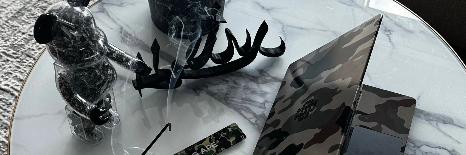 Emmanuel111208's profile banner image