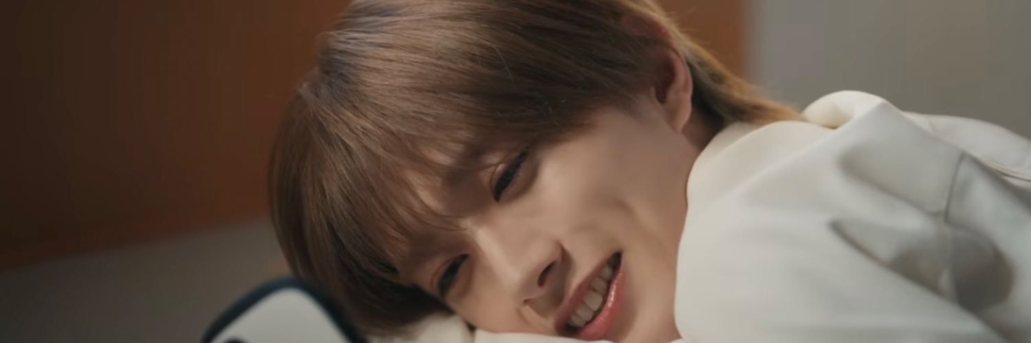 _iroirodaisuki_'s profile banner image
