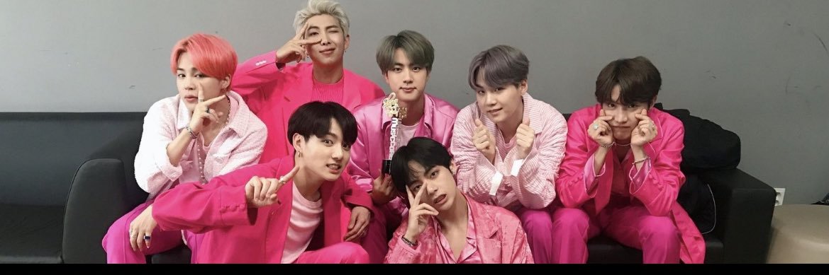 🫶🏼 is seing BTS banner