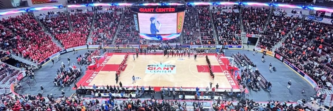 PIAA Radio Network banner