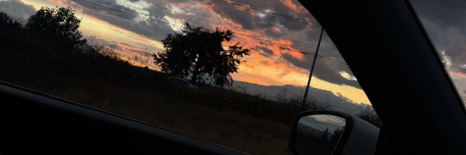 Zazilrvs's profile banner image