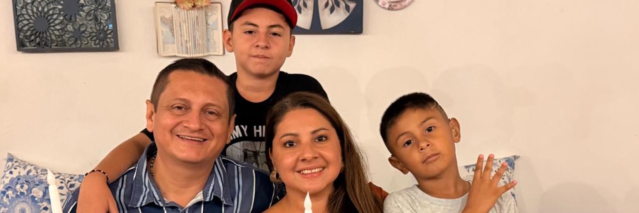 LydneyMoreno's profile banner image