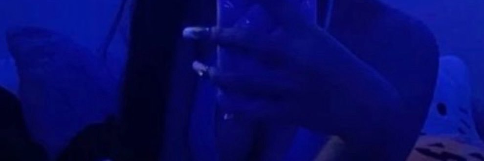 F banner