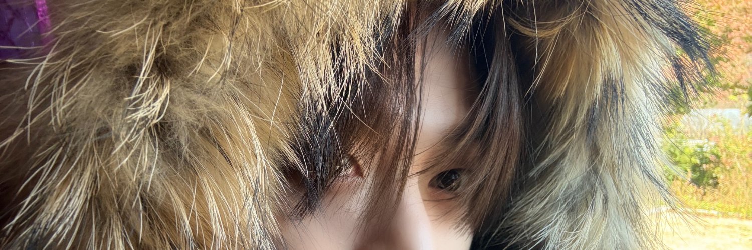 myleolee's profile banner image