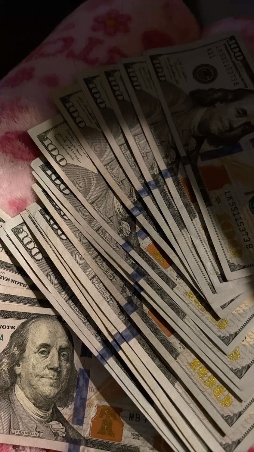 ♕ Cleo-Findom ♕ banner