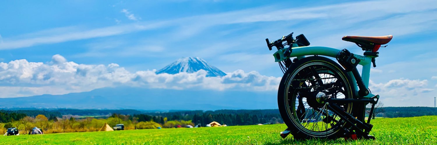 HM90210's profile banner image