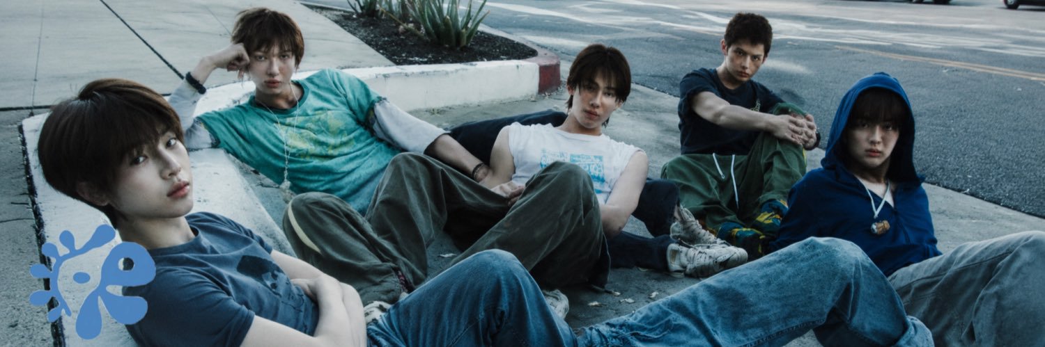 mun_mun_chi1108's profile banner image