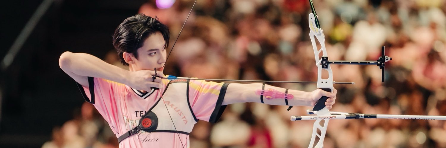 ᴥ•́ ) banner