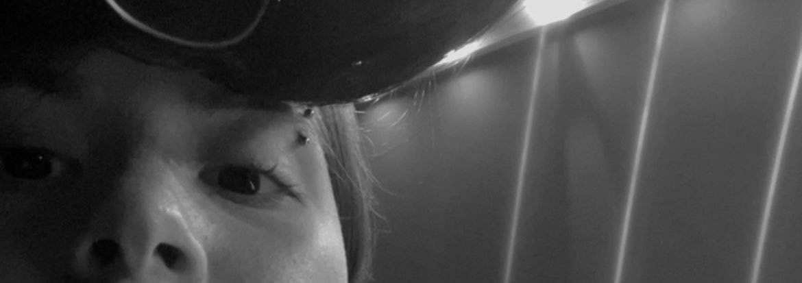 luvlunah's profile banner image