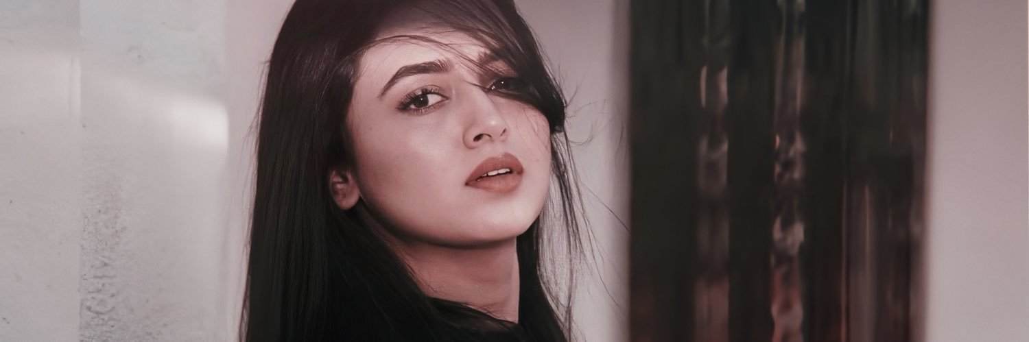 𝒕. banner