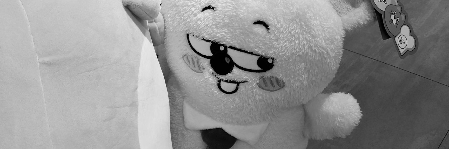 Yuiii 🖤🐈‍⬛️ banner