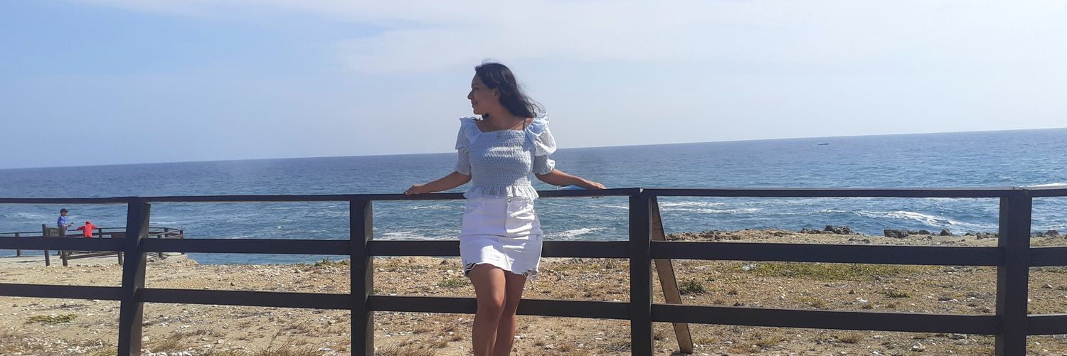 clarahuarquila's profile banner image