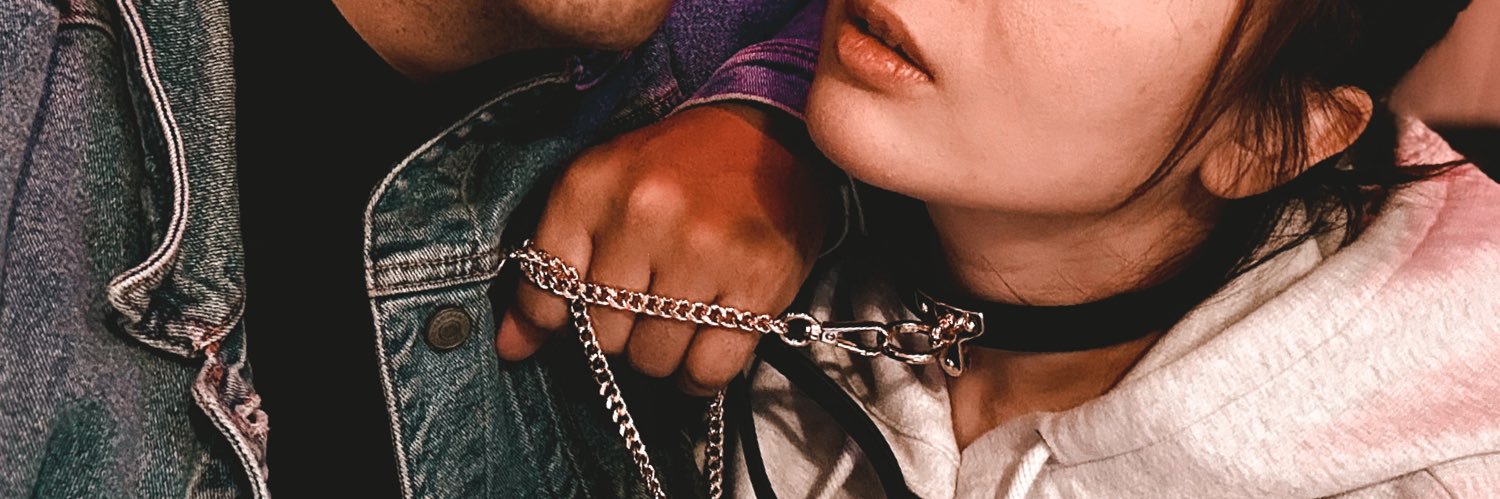 R2B2 banner