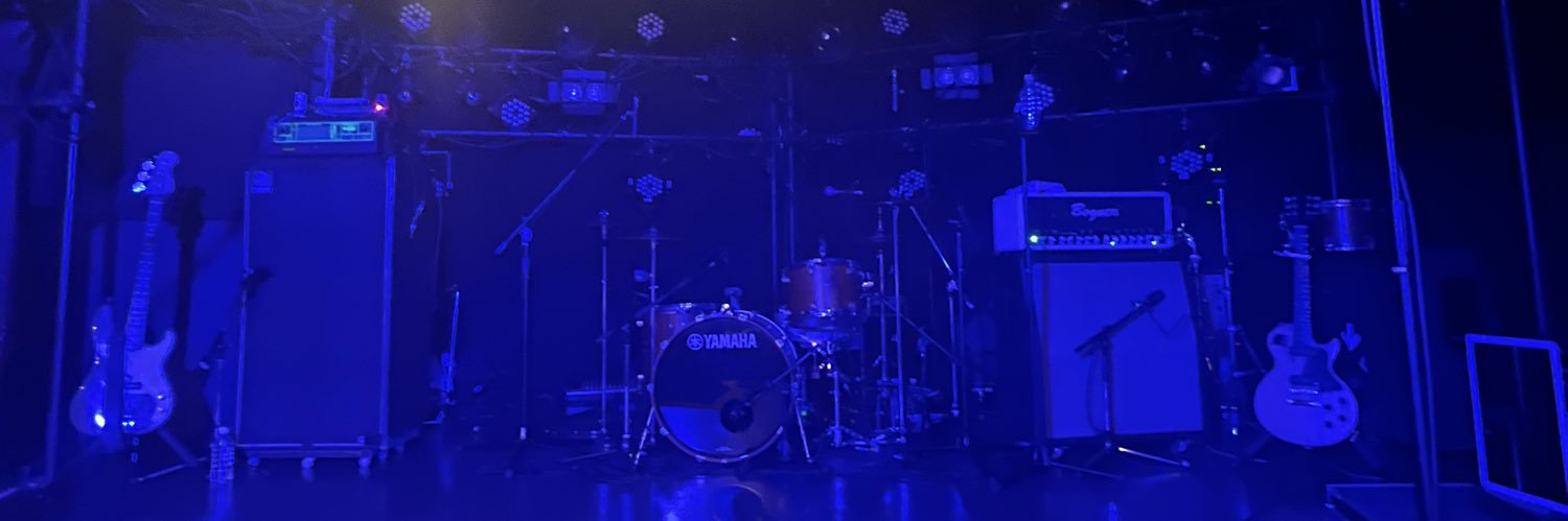 1omq9's profile banner image