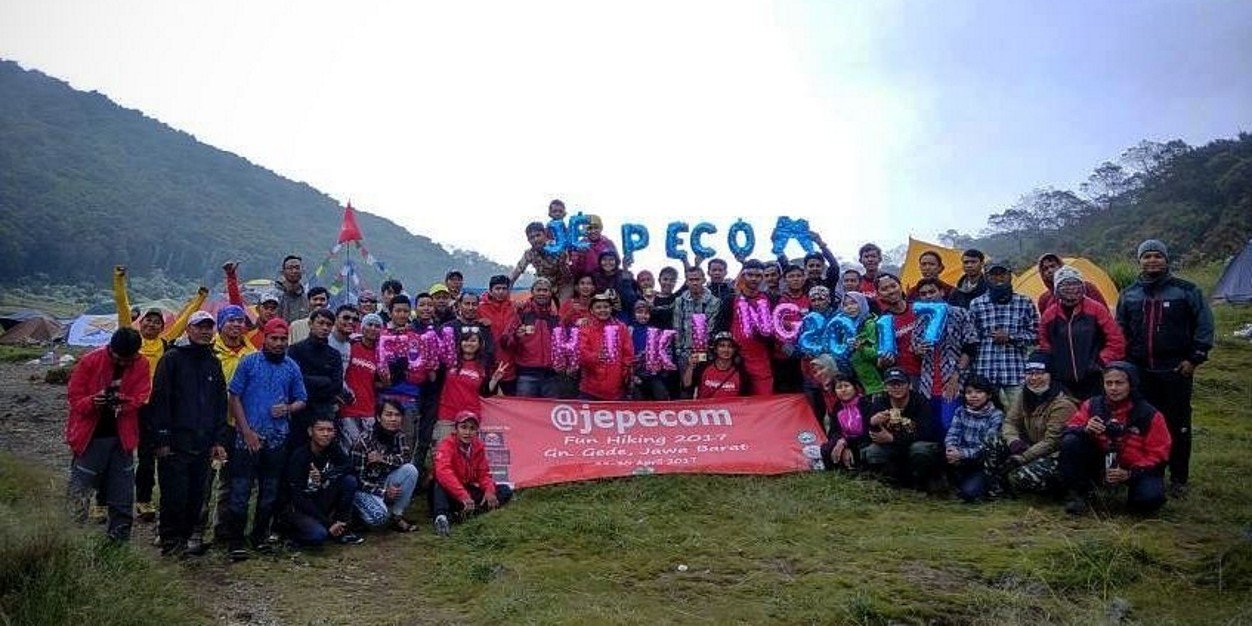 jepecom's profile banner image