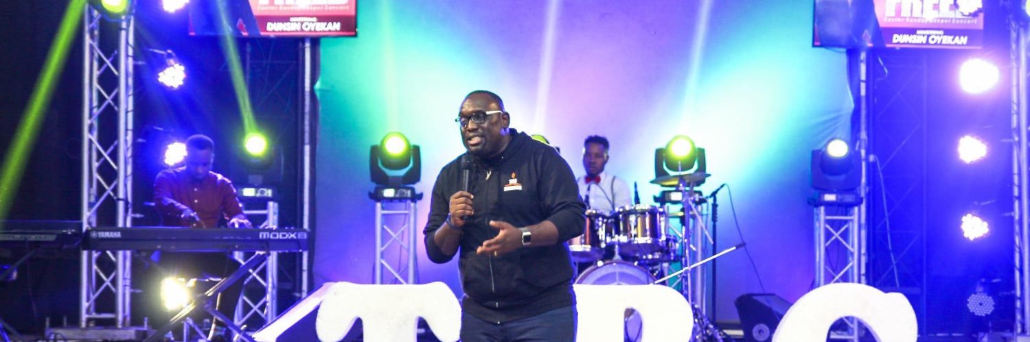 Pst. Gbénró's banner