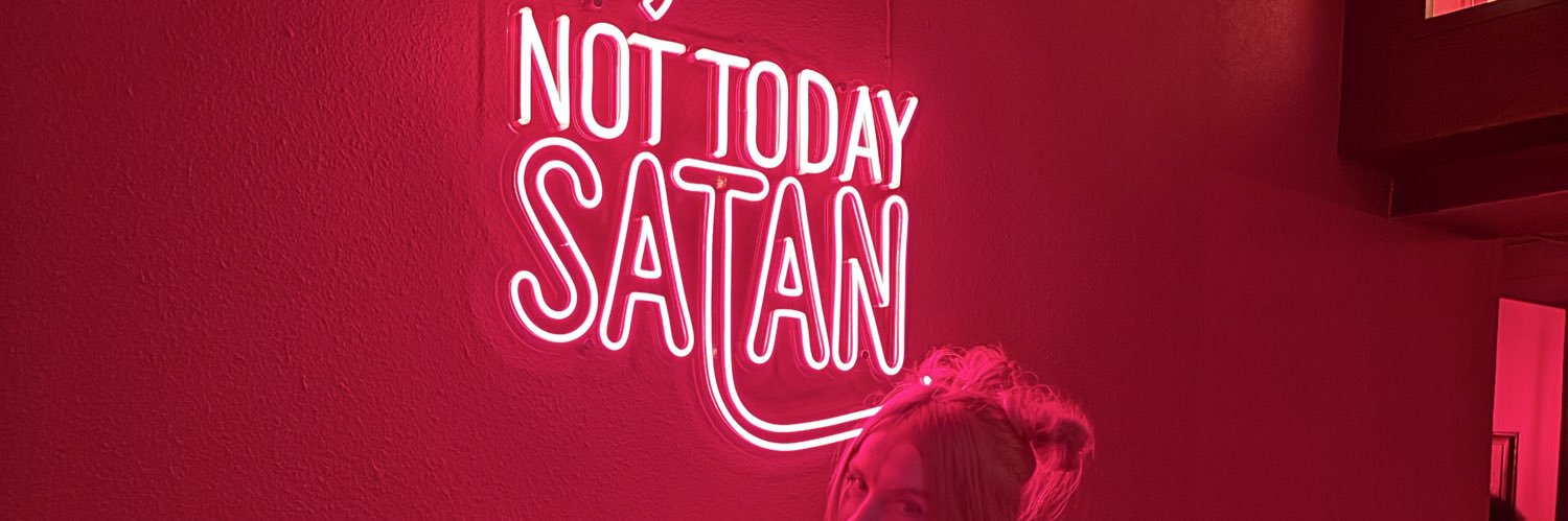 lustwsty's profile banner image