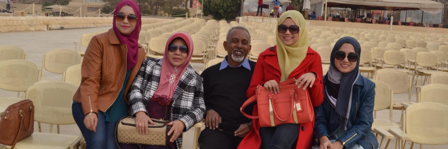ainamarhamah's profile banner image