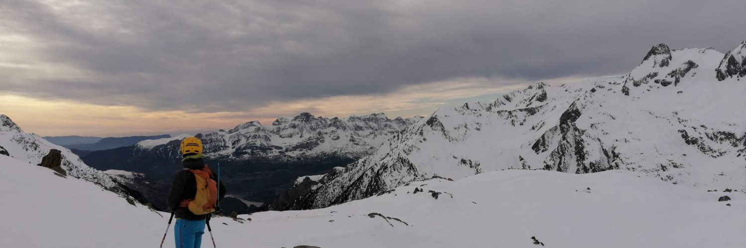 DaniPerezTri's profile banner image