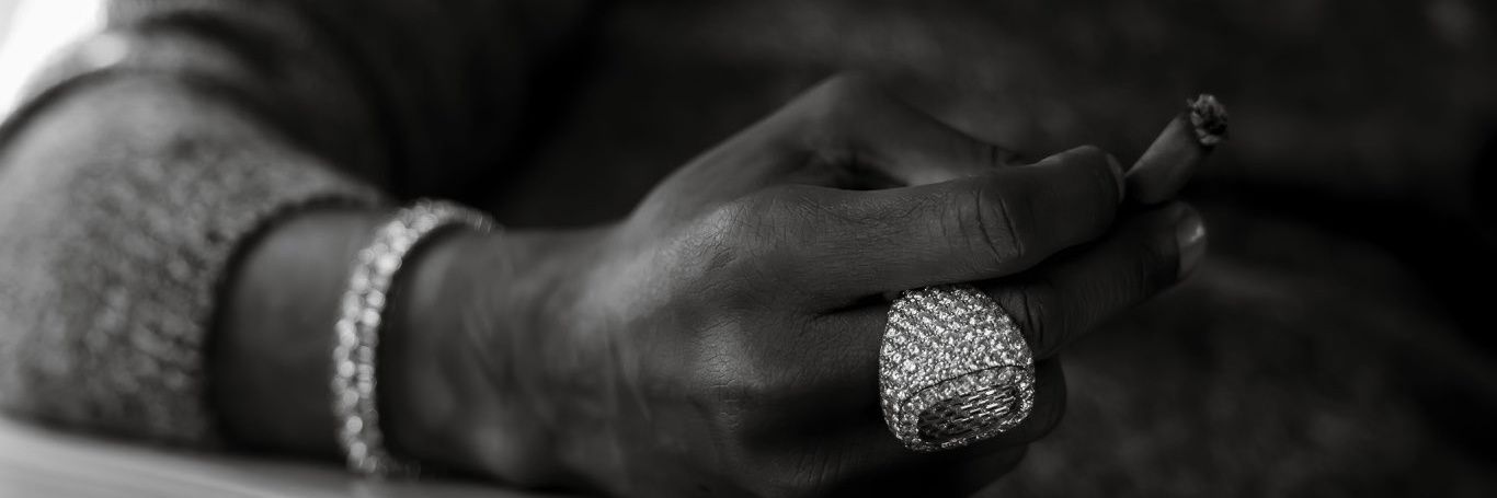 DA banner