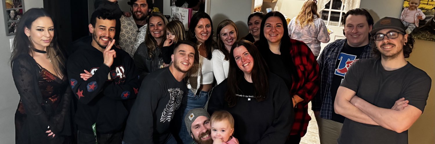 chelsvmiller's profile banner image