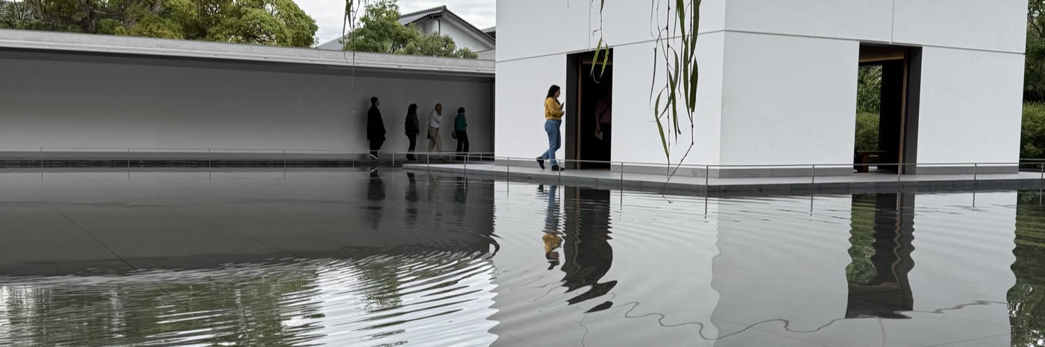 エーキュー(ネコグルマ) banner