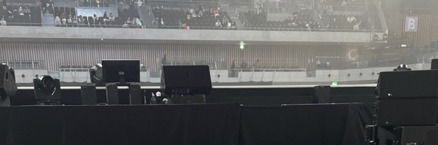 LOVELYMZ_'s profile banner image