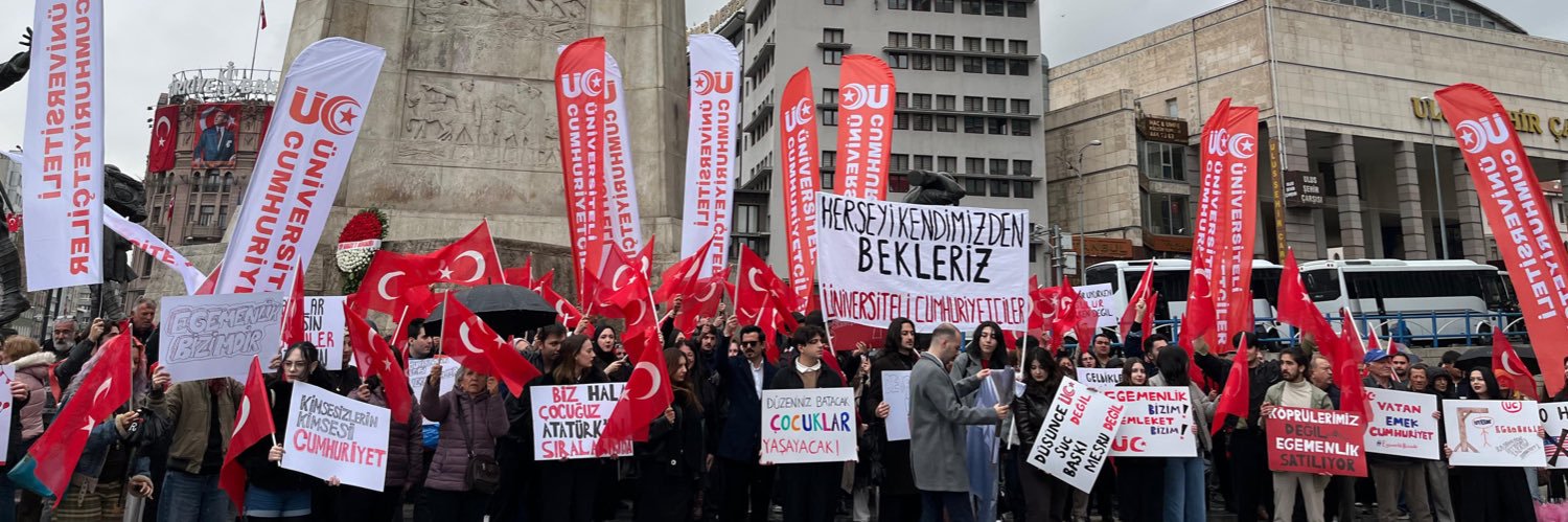 Üniversiteli Cumhuriyetçiler banner